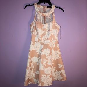 Floral light pink dress